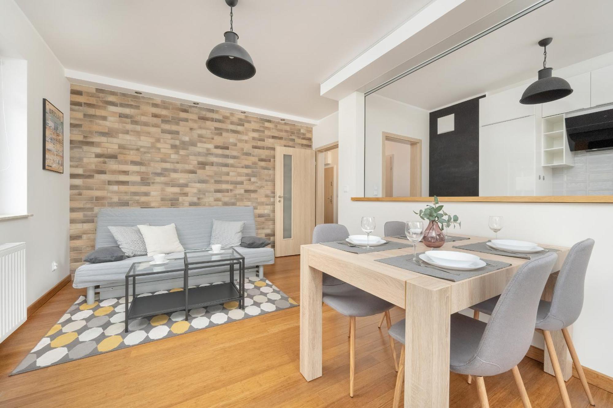 One Bedroom Apartment Nadodrze With Free Garage Wroclaw By Noclegi Renters Ngoại thất bức ảnh
